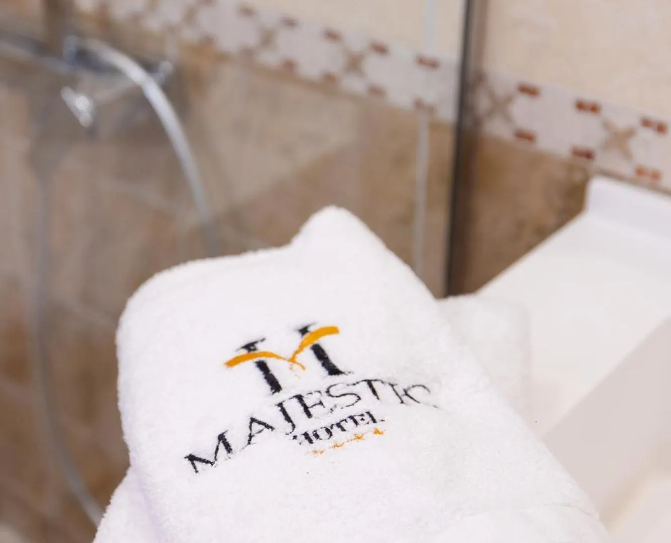 Hotel Majestic Radhimë
